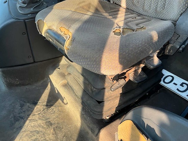 2007 claas ares 567 atz vierwielaangedreven landbouwtractor - afbeelding 28 van  30