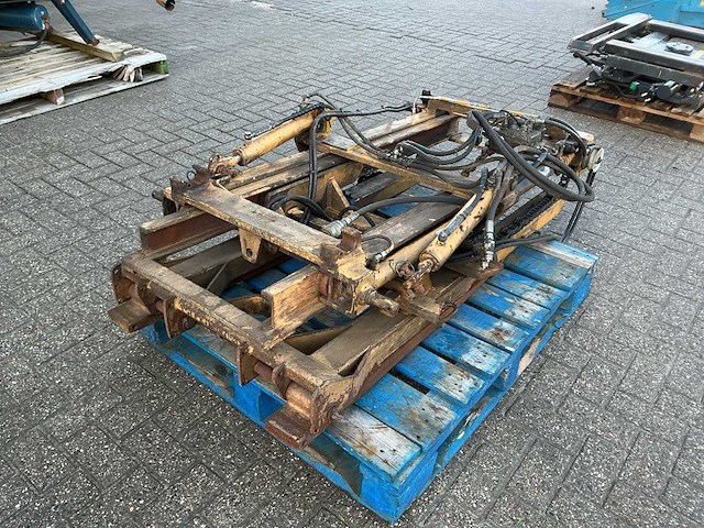 2007 cm 16 dcbh hefmast - afbeelding 12 van  14