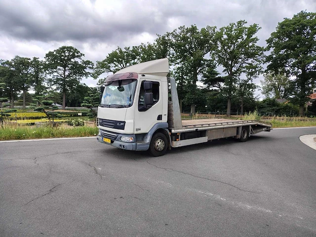 2007 daf lf45.220 4x2 machine-/oprijwagen euro 5 automaat - afbeelding 17 van  23