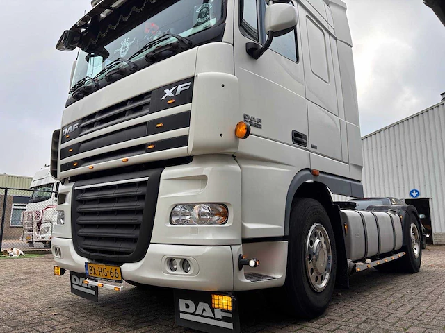 2007 daf xf 105 space cab luxe automaat - afbeelding 29 van  33