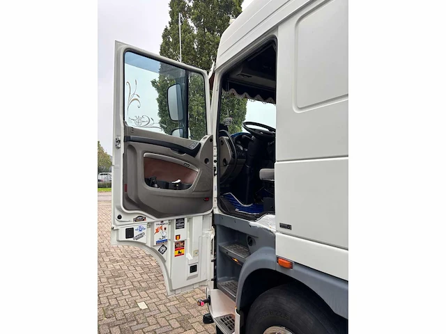 2007 daf xf 105 space cab luxe automaat - afbeelding 33 van  33