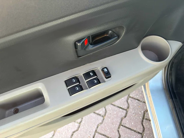 2007 daihatsu sirion 2 1.0-12v trend personenauto - afbeelding 18 van  67