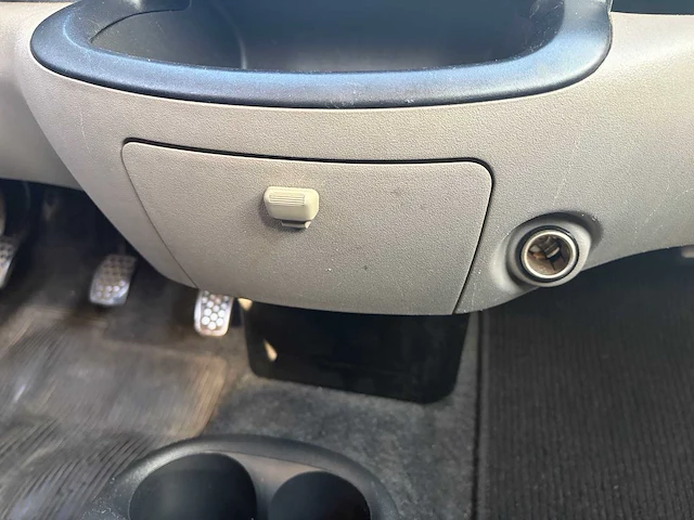 2007 daihatsu sirion 2 1.0-12v trend personenauto - afbeelding 28 van  56
