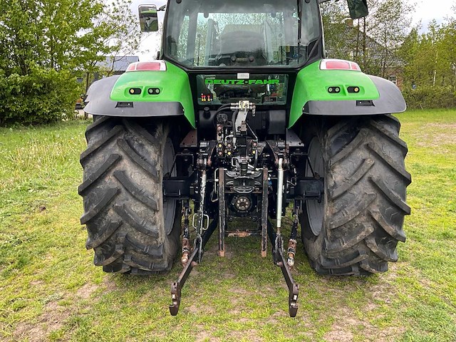 2007 deutz-fahr agrotron k120 vierwielaangedreven landbouwtractor met voorlader - afbeelding 18 van  31