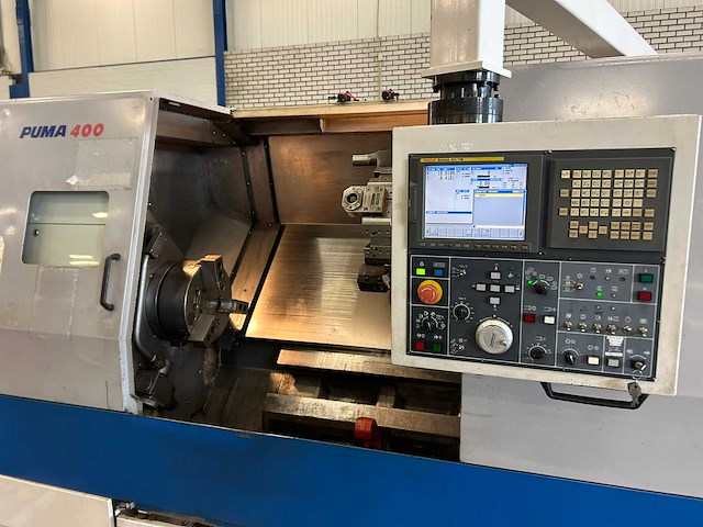 2007 doosan puma 400b cnc-draaibank - afbeelding 14 van  16