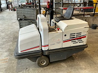 2007 dulevo 1100 zelfrijdende veegmachine - afbeelding 1 van  23