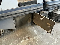 2007 dulevo 1100 zelfrijdende veegmachine - afbeelding 13 van  23