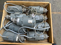 2007 emod wk90/4-100t tandwielkast reductor motor (9x) - afbeelding 4 van  4