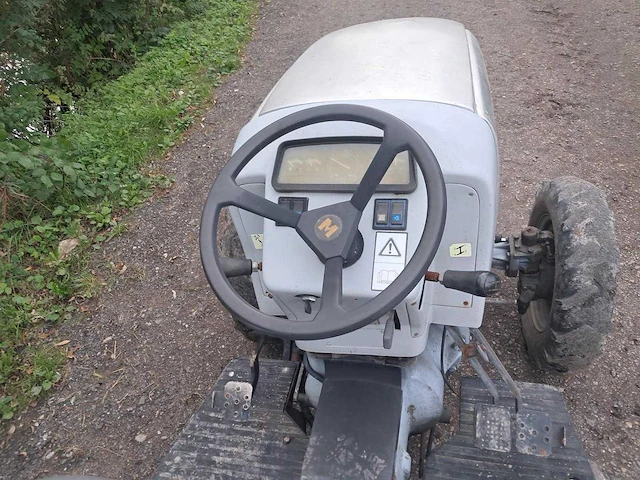 2007 eurotrac - f25-ii 4wd - compacttractor met weidesleep - afbeelding 10 van  16