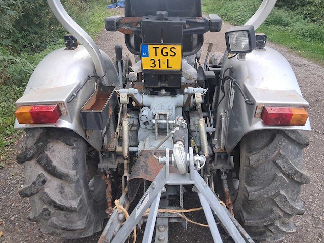 2007 eurotrac - f25-ii 4wd - compacttractor met weidesleep - afbeelding 3 van  7
