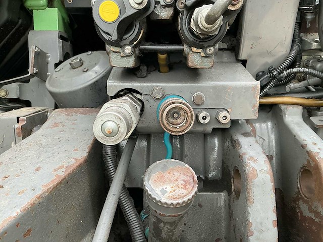 2007 fendt 933 vierwielaangedreven landbouwtractor - afbeelding 28 van  42