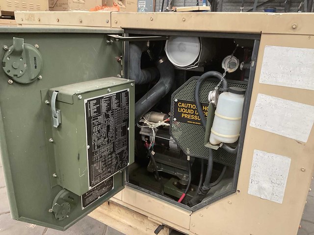 2007 fermont mep-802a stroomgenerator - afbeelding 12 van  15