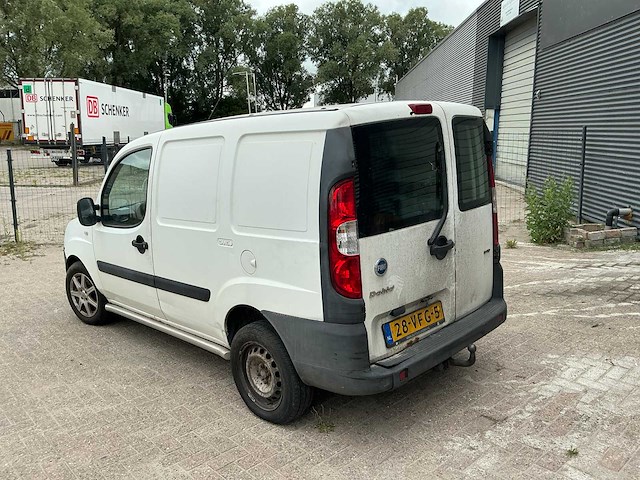 2007 fiat doblò bedrijfswagen - afbeelding 16 van  21
