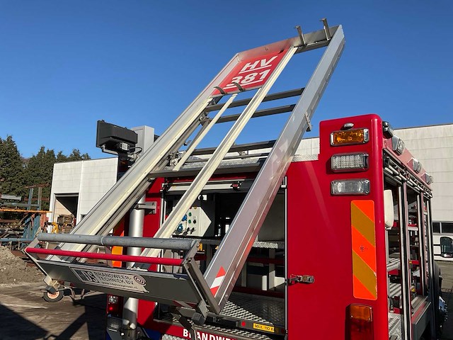 2007 ford f550 hulpverleningsauto - afbeelding 4 van  32