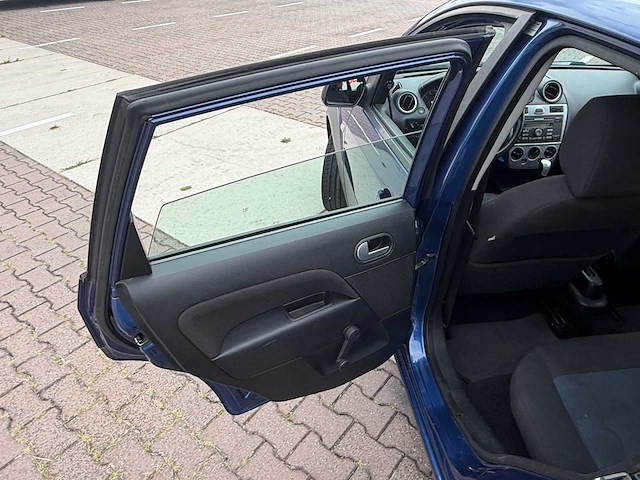 2007 ford fiesta 1.4-16v crossroad personenauto - afbeelding 47 van  50