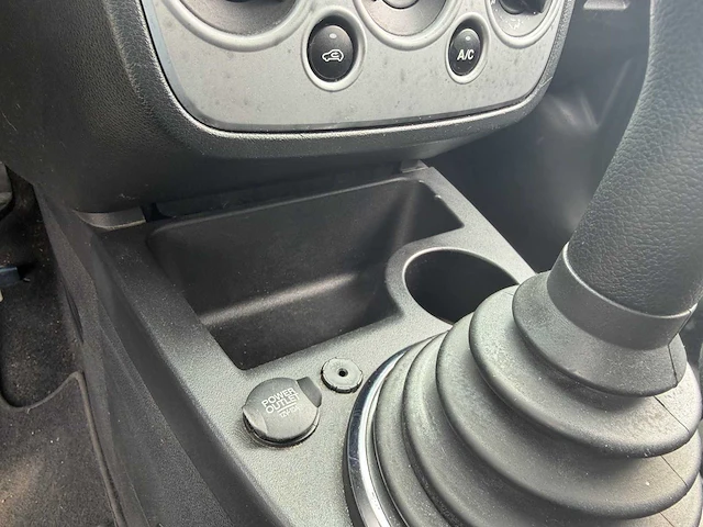 2007 ford fiesta 1.4-16v crossroad personenauto - afbeelding 50 van  97