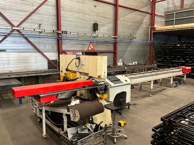 2007 geka hyd110 pons- en knipmachine - afbeelding 1 van  27