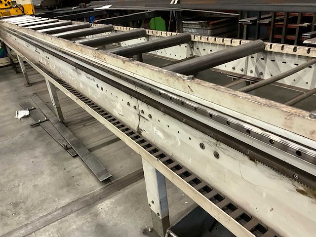 2007 geka hyd110 pons- en knipmachine - afbeelding 27 van  27