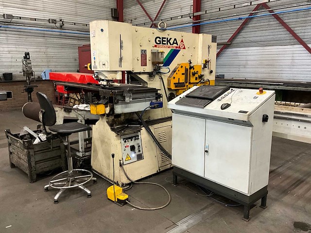 2007 geka hyd110 pons- en knipmachine - afbeelding 2 van  23