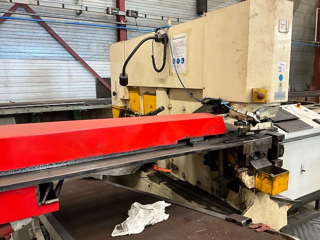 2007 geka hyd110 pons- en knipmachine - afbeelding 8 van  23