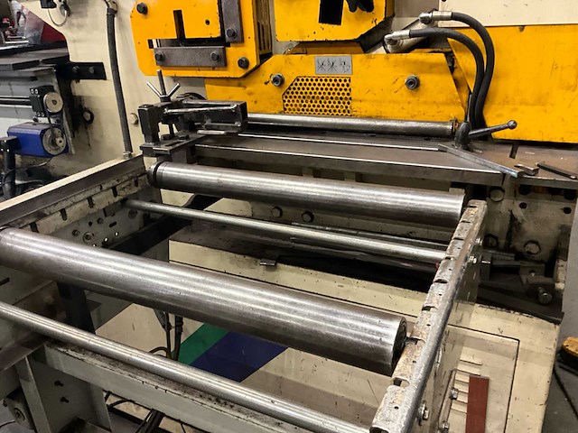2007 geka hyd110 pons- en knipmachine - afbeelding 13 van  23