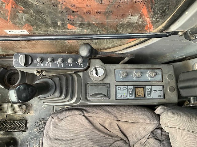 2007 hitachi zx130w mobiele graafmachine - afbeelding 10 van  33