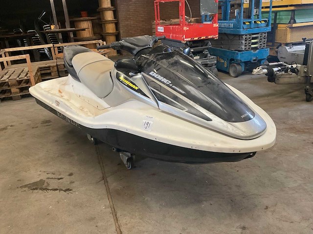 2007 honda aquatrax. f12x. waterscooter - afbeelding 1 van  11