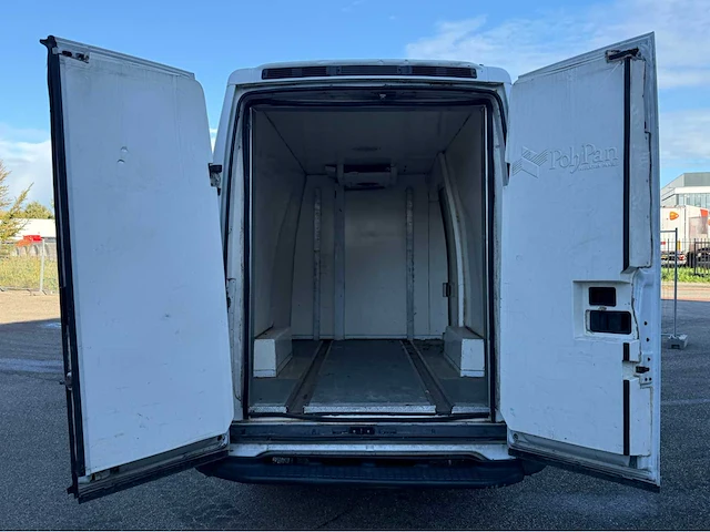 2007 iveco daily 35s12v 330 h2 bedrijfswagen met koeling - afbeelding 2 van  27