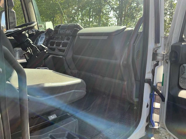 2007 iveco ml90e18 vrachtwagen - afbeelding 43 van  92