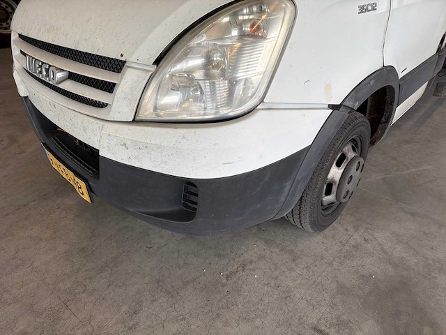 2007 iveco vrachtwagen - afbeelding 8 van  35