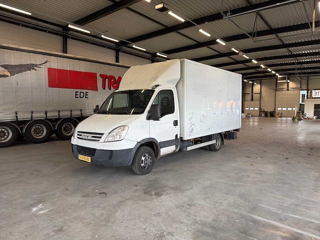 2007 iveco vrachtwagen - afbeelding 1 van  35