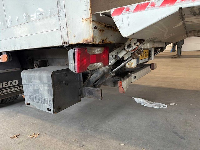 2007 iveco vrachtwagen - afbeelding 18 van  35