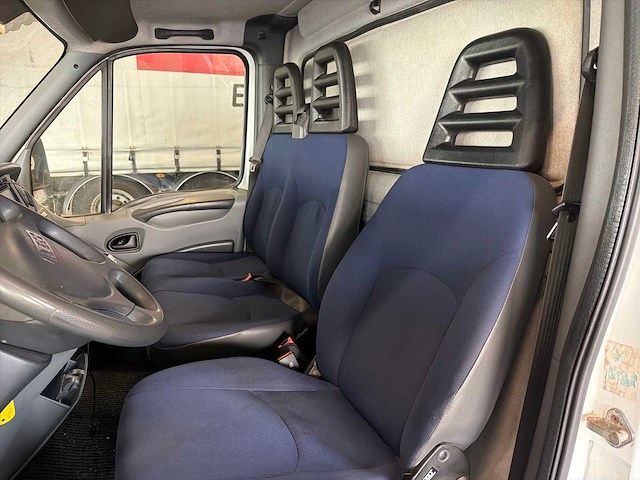 2007 iveco vrachtwagen - afbeelding 29 van  35