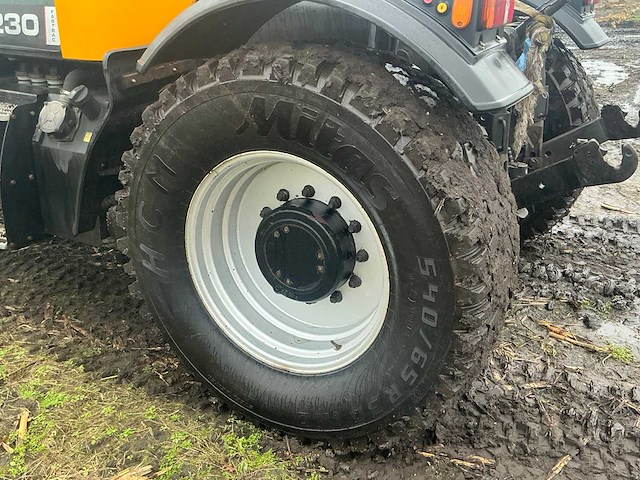 2007 jcb 3230 fastrac vierwielaangedreven landbouwtractor - afbeelding 2 van  47
