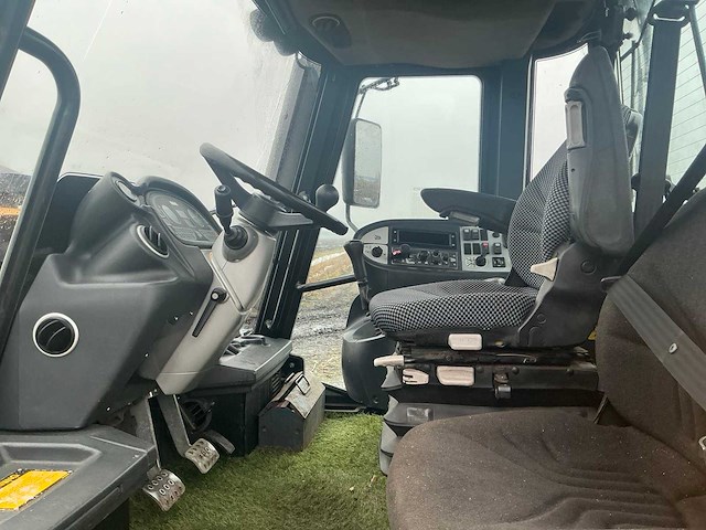 2007 jcb 3230 fastrac vierwielaangedreven landbouwtractor - afbeelding 11 van  47