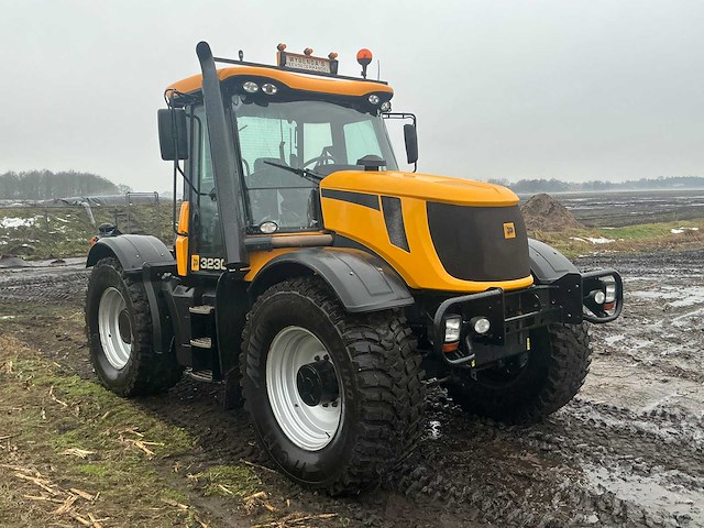 2007 jcb 3230 fastrac vierwielaangedreven landbouwtractor - afbeelding 15 van  47