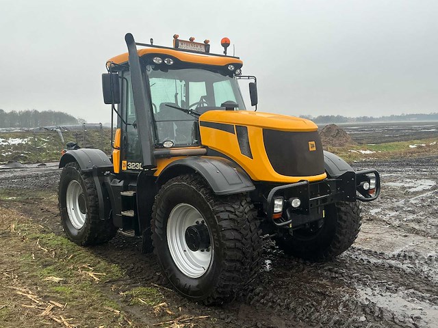 2007 jcb 3230 fastrac vierwielaangedreven landbouwtractor - afbeelding 12 van  47