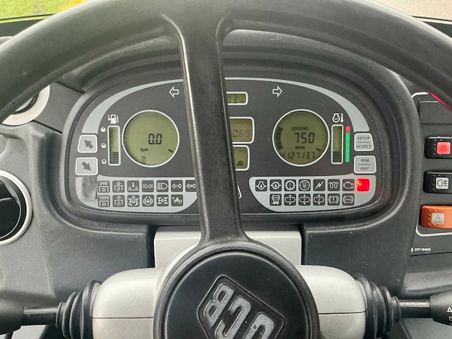 2007 jcb 3230 fastrac vierwielaangedreven landbouwtractor - afbeelding 26 van  47