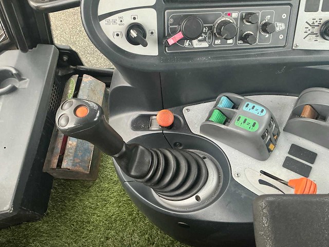 2007 jcb 3230 fastrac vierwielaangedreven landbouwtractor - afbeelding 35 van  47