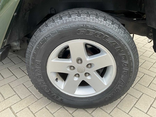 2007 jeep wrangler unlimited 3.8 v6 personenauto - afbeelding 18 van  32