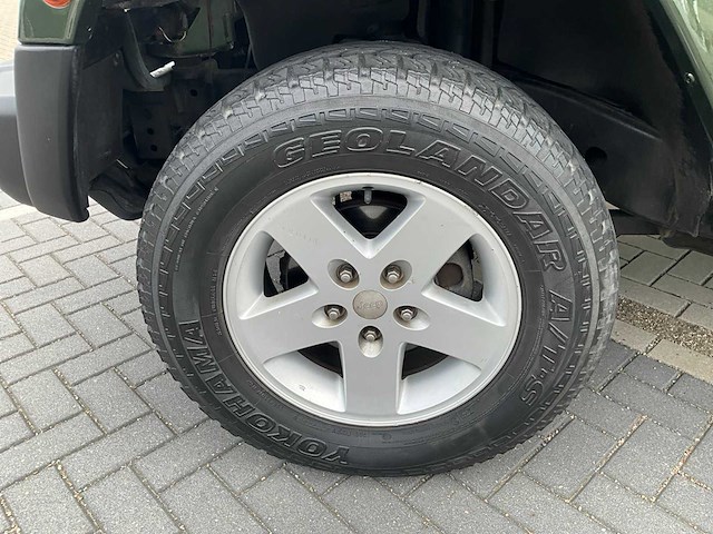 2007 jeep wrangler unlimited 3.8 v6 personenauto - afbeelding 19 van  32