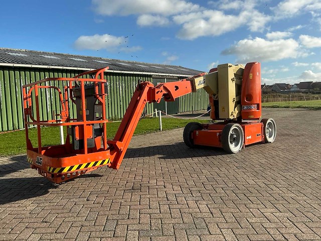 2007 jlg e300ajp hoogwerker - afbeelding 1 van  21