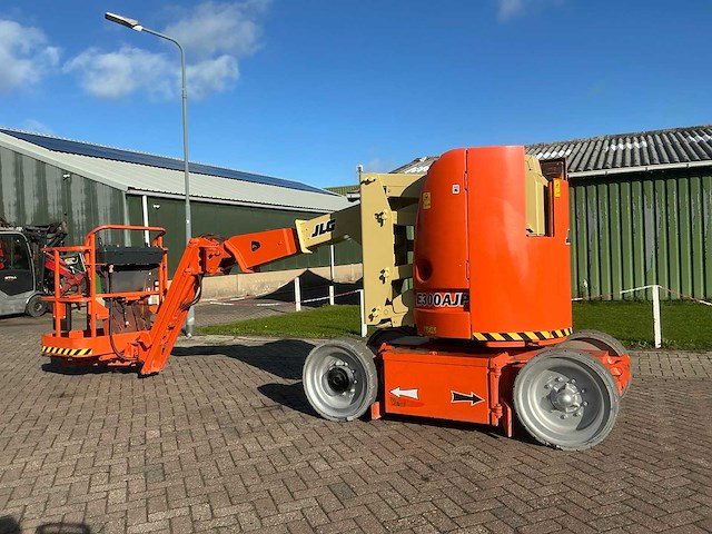 2007 jlg e300ajp hoogwerker - afbeelding 19 van  21