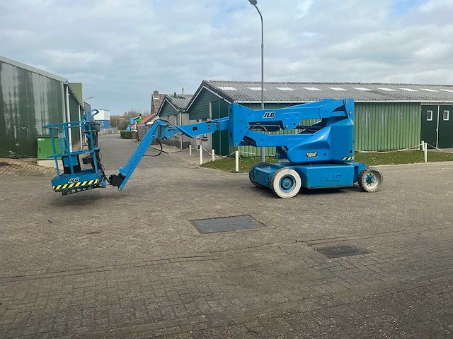 2007 jlg e400ajpn hoogwerker - afbeelding 10 van  11