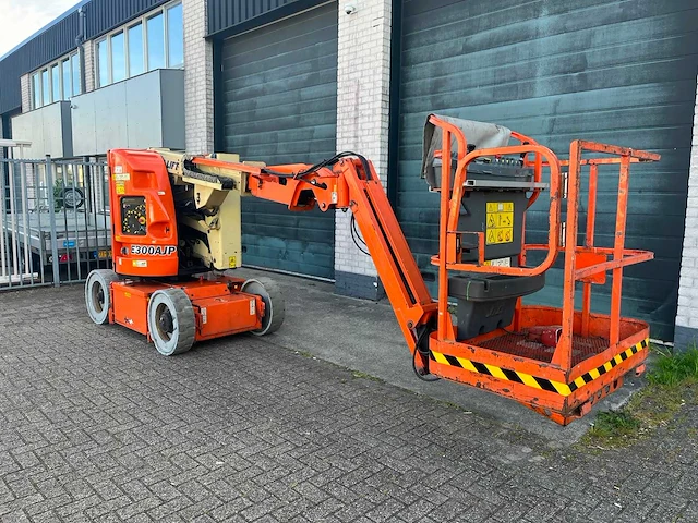 2007 jlh e300ajp hoogwerker - afbeelding 1 van  22