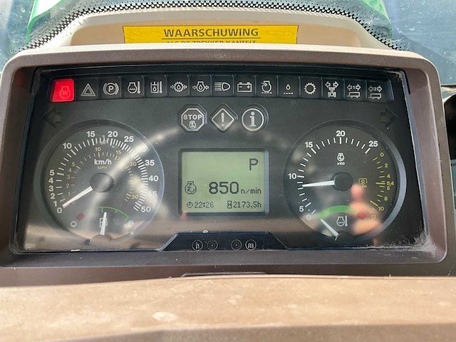 2007 john deere 6820 vierwielaangedreven landbouwtractor - afbeelding 6 van  28