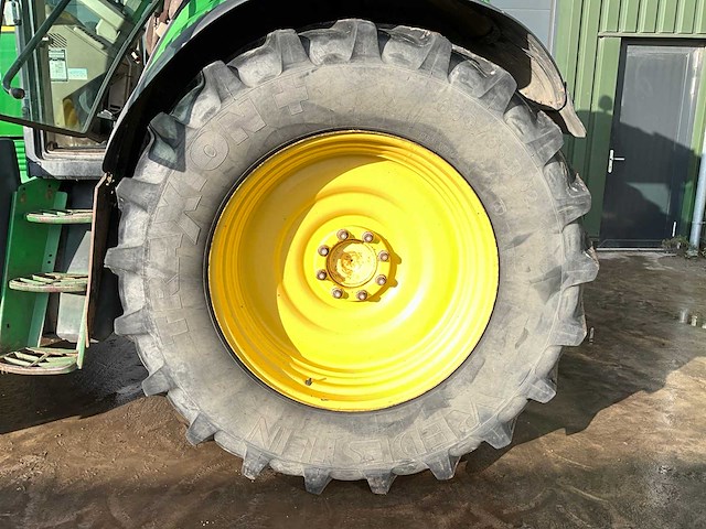 2007 john deere 6820 vierwielaangedreven landbouwtractor - afbeelding 14 van  28