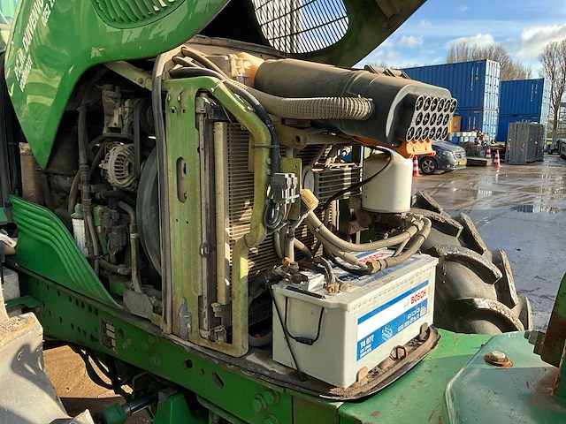 2007 john deere 6820 vierwielaangedreven landbouwtractor - afbeelding 18 van  28
