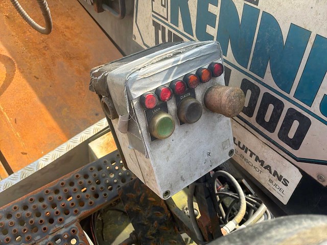 2007 kennis tbd.238.c-b oplegger met kennis 14.000 kraan - afbeelding 13 van  15