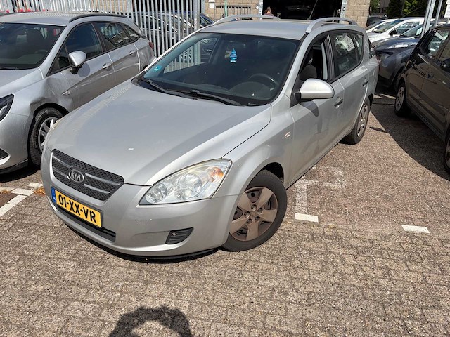 2007 kia cee'd sporty wagon 1.6 x-tra - afbeelding 1 van  56
